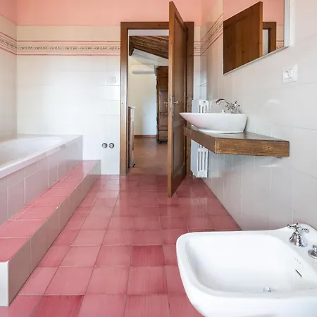 Villa Le Rondini Con Giardino E Piscina Privata La Croce